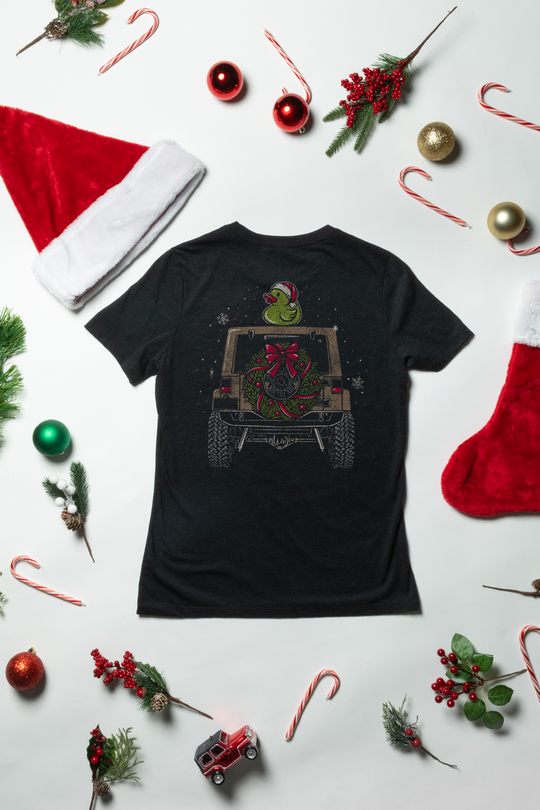 Duck Wreath - Women's T-Shirt