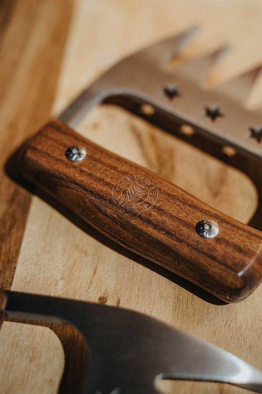 Grill Sergeant Shark Teeth Meat Claws