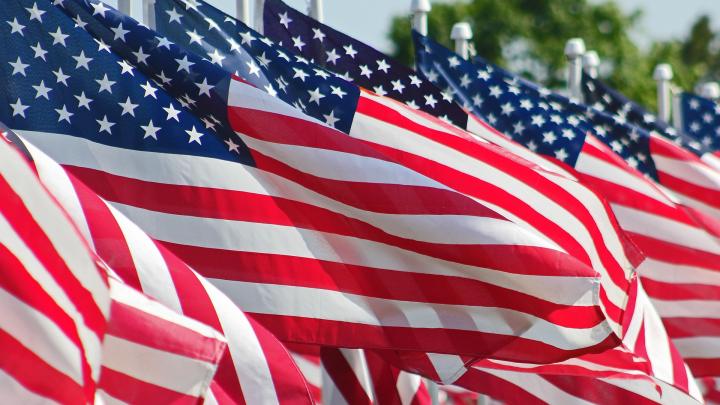 What is the correct greeting for Memorial Day?