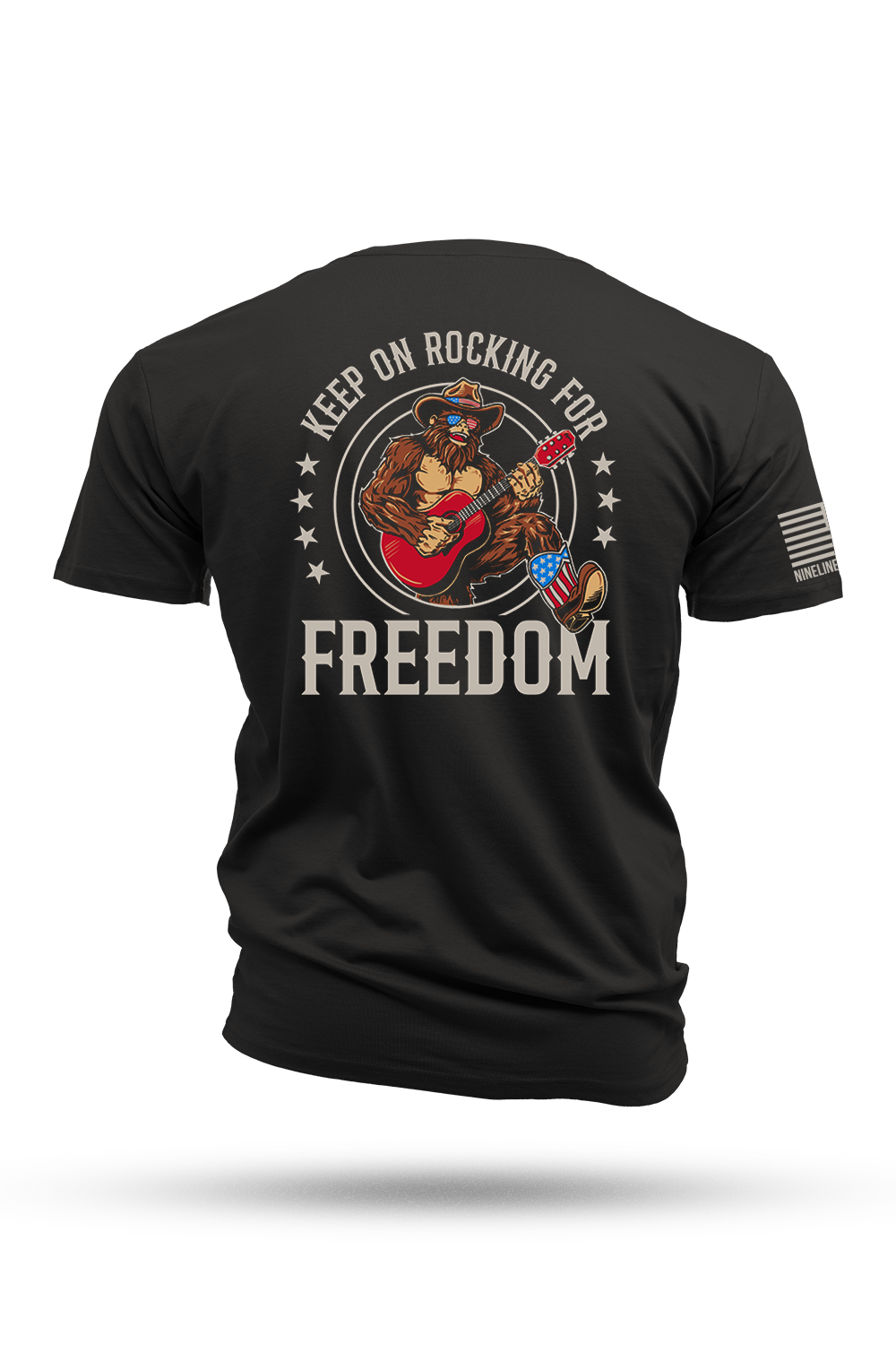 Rockin' Freedom Squatch - T-Shirt