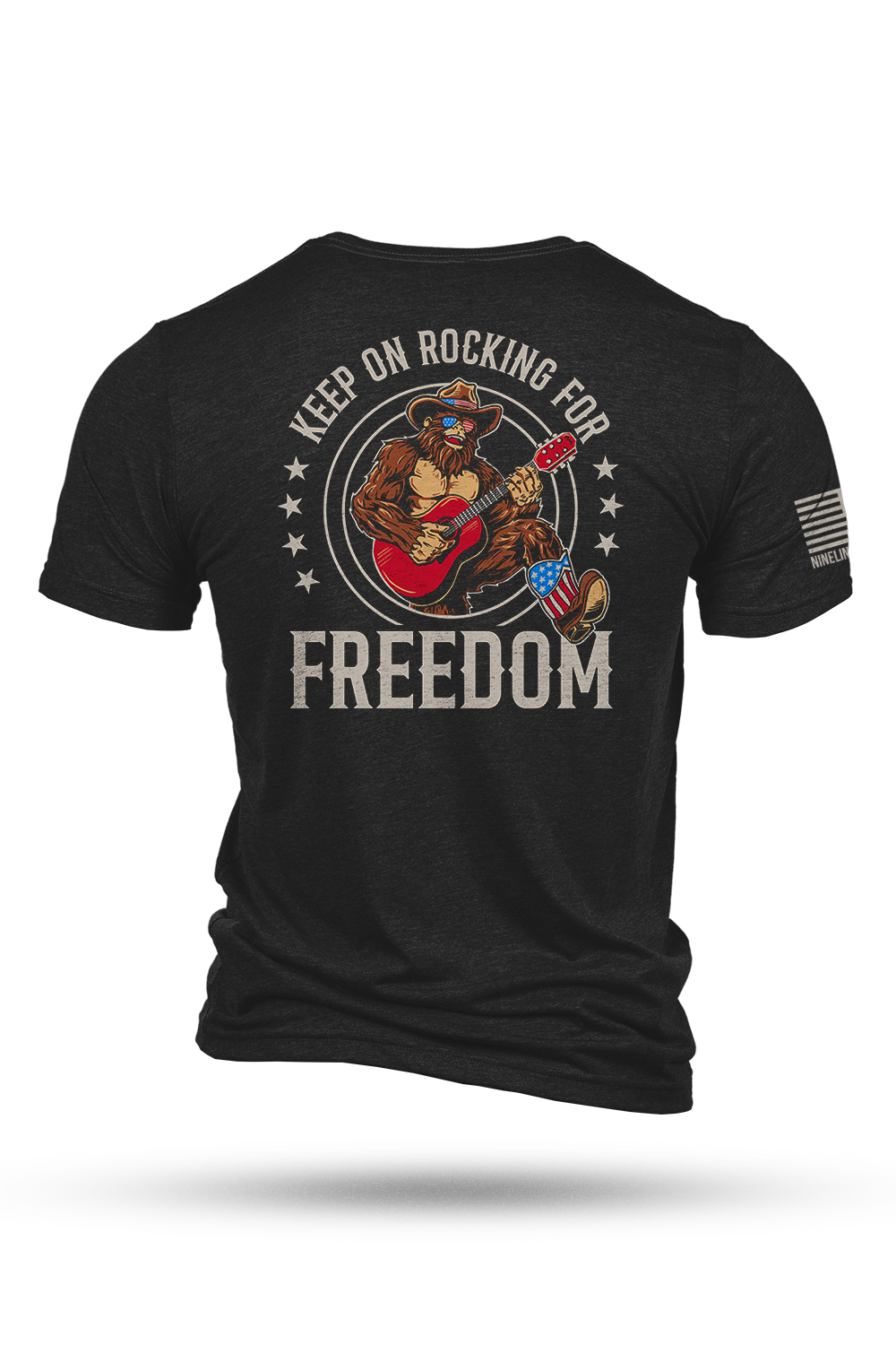 Rockin' Freedom Squatch - T-Shirt