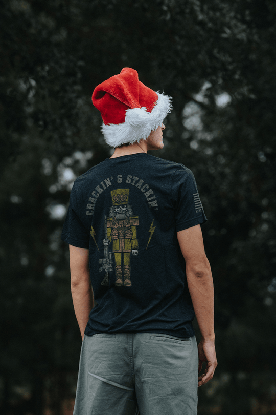 Crackin & Stackin - T-Shirt
