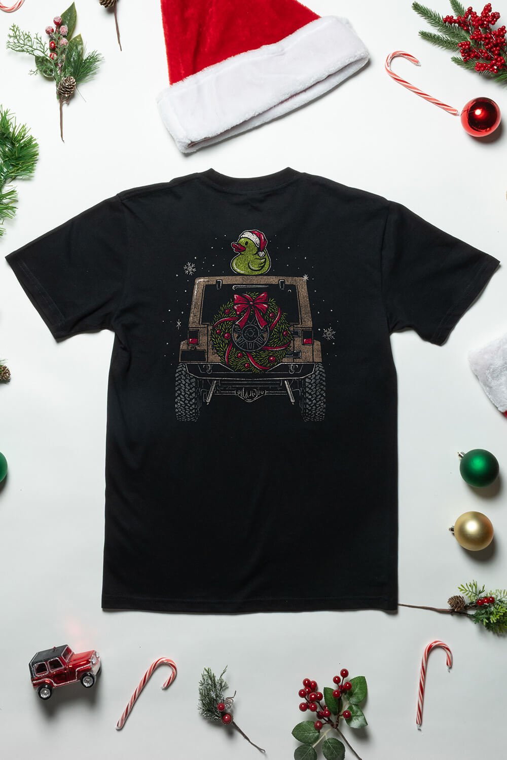 Duck Wreath - T-Shirt