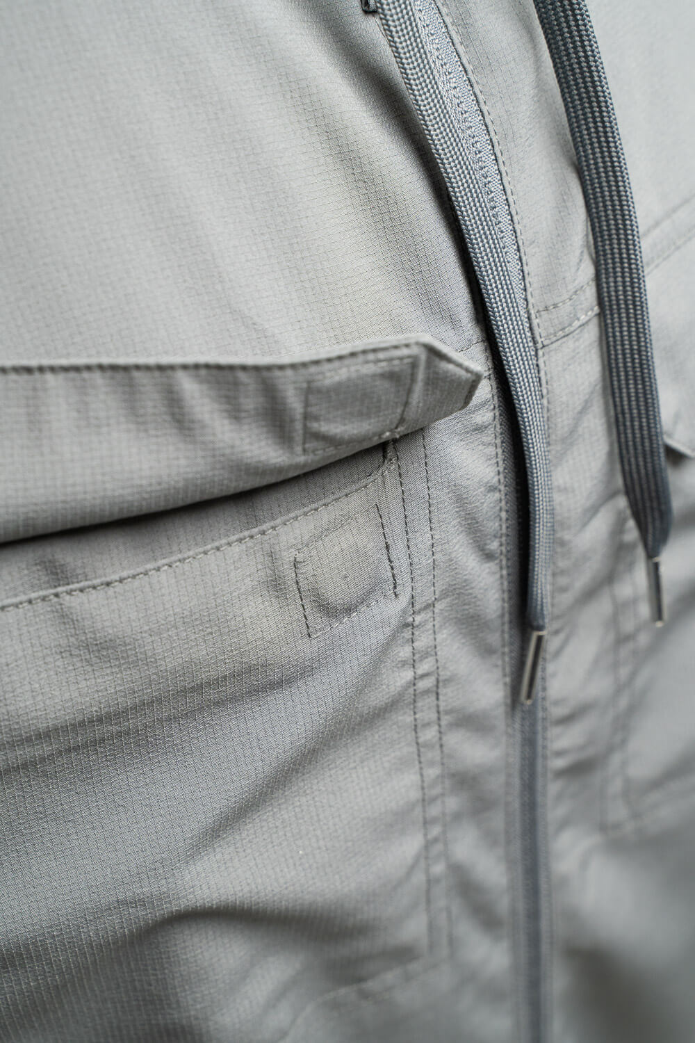 Lightweight UV - Blocking & Moisture - Wicking Outdoor Jacket