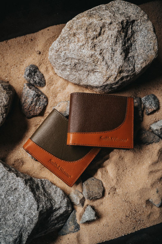 Smith & Wesson Wax Canvas Bi-Fold Wallet