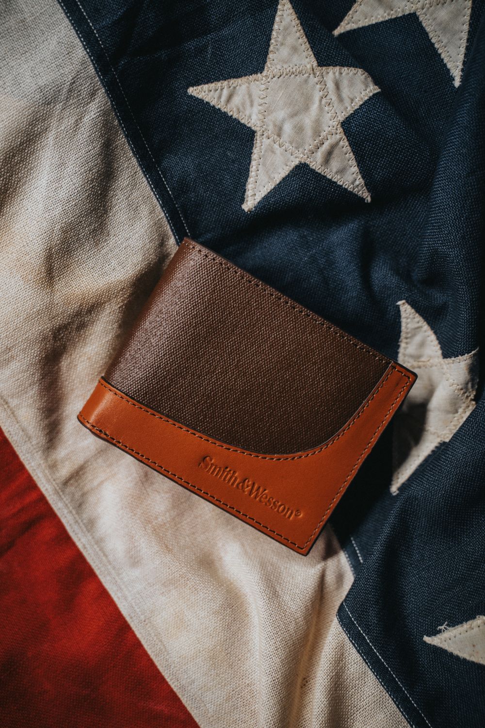 Smith & Wesson Wax Canvas Bi-Fold Wallet
