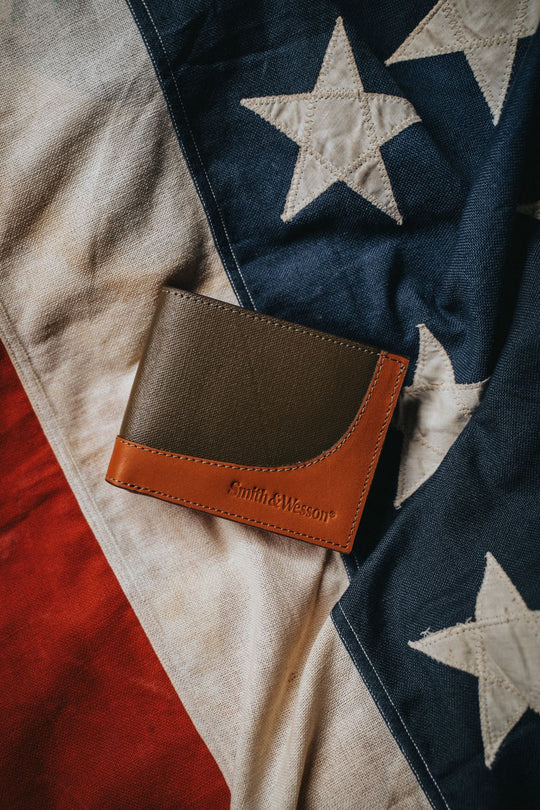 Smith & Wesson Wax Canvas Bi-Fold Wallet
