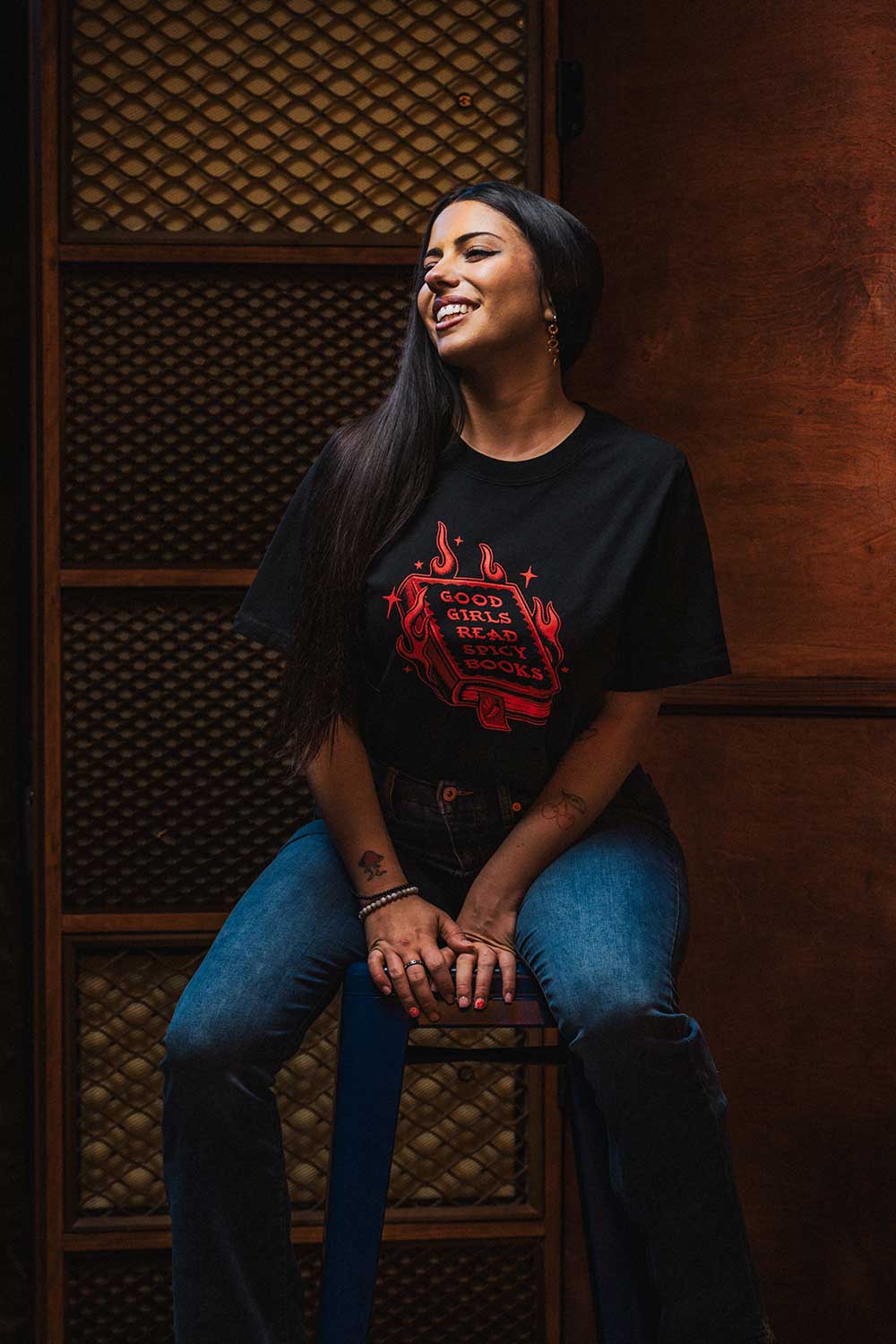 Spicy Books - Women's Relaxed Fit T-Shirt